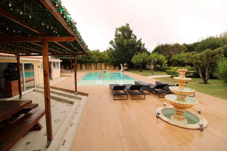 Quinta T3 para Venda em Santa Maria e São Miguel, São Martinho, São Pedro Penaferrim Foto 4