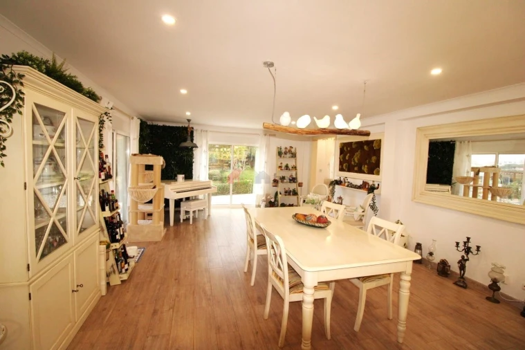 Quinta T3 para Venda em Santa Maria e São Miguel, São Martinho, São Pedro Penaferrim Foto 12