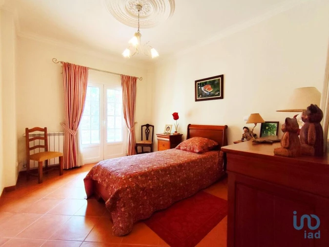 Moradia T5 para Venda em Refoios do Lima Foto 7