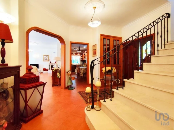 Moradia T5 para Venda em Refoios do Lima Foto 11