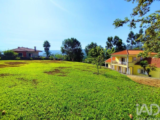 Moradia T5 para Venda em Refoios do Lima Foto 26