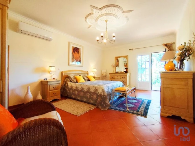 Moradia T5 para Venda em Refoios do Lima Foto 13