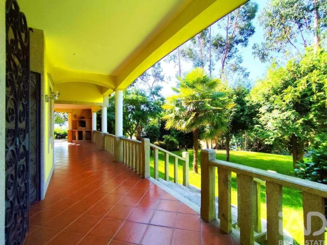 Moradia T5 para Venda em Refoios do Lima Foto 19