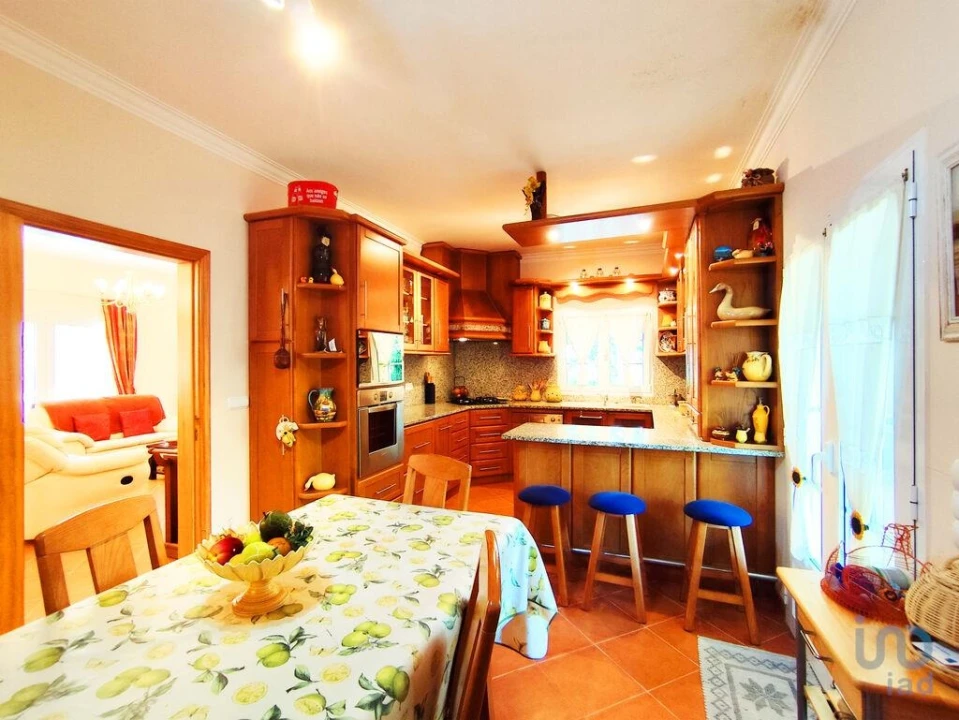 Moradia T5 para Venda em Refoios do Lima Foto 6