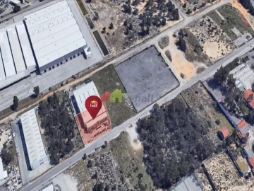 Armazém para Venda em Quinta do Anjo