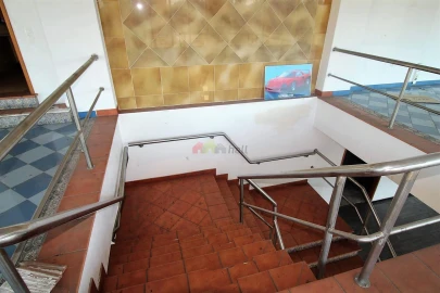 Armazém para Venda em Quinta do Anjo