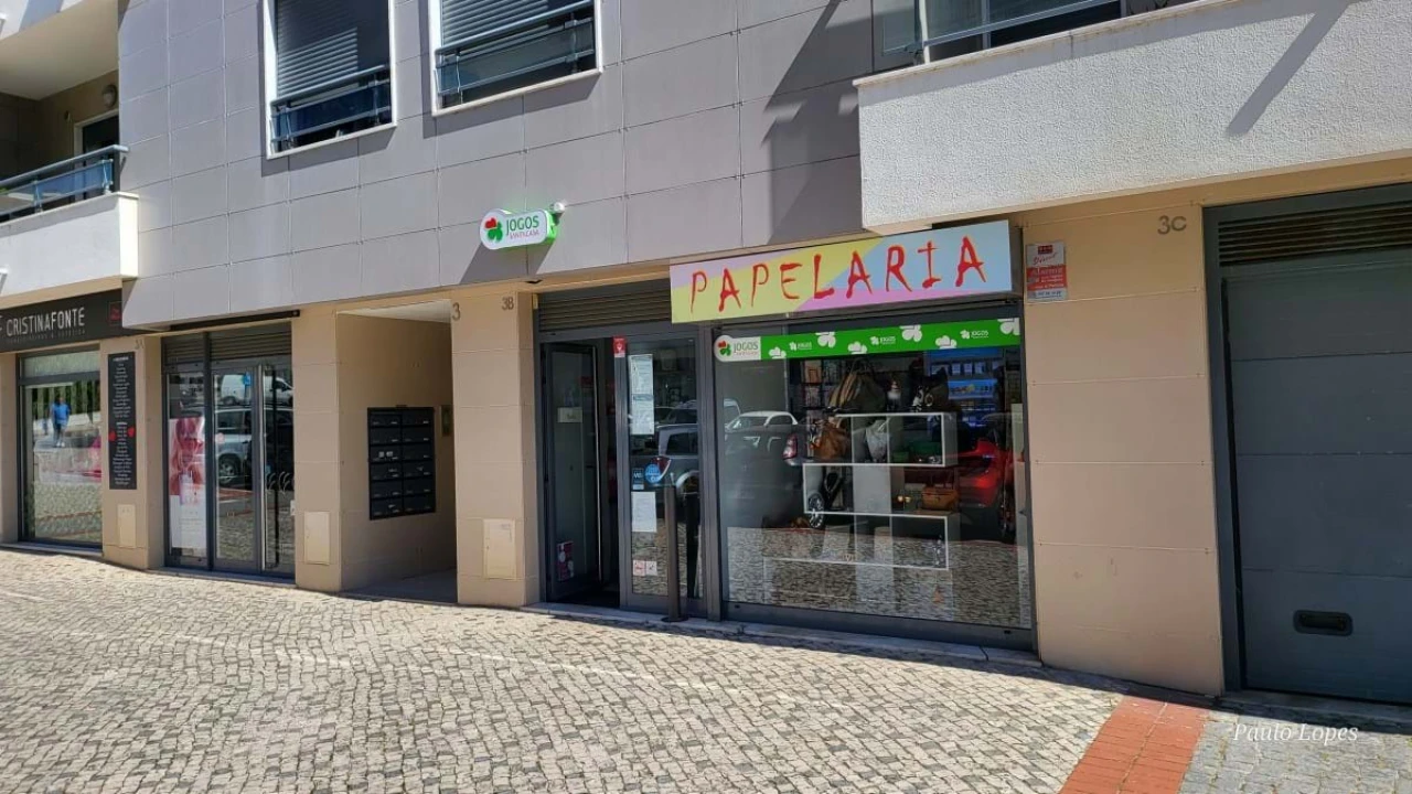 Negócio para Trespasse em Venteira Foto 3