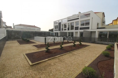 Moradia T3 para Venda em Santa Maria Maior e Monserrate e Meadela