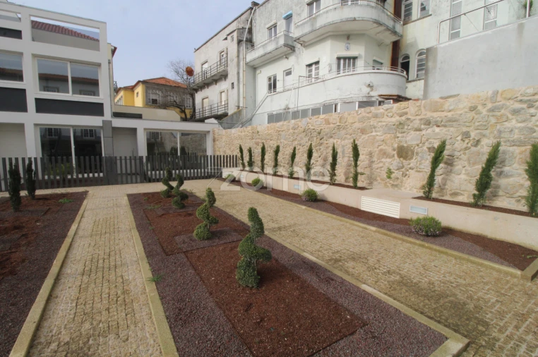Moradia T3 para Venda em Santa Maria Maior e Monserrate e Meadela Foto 12