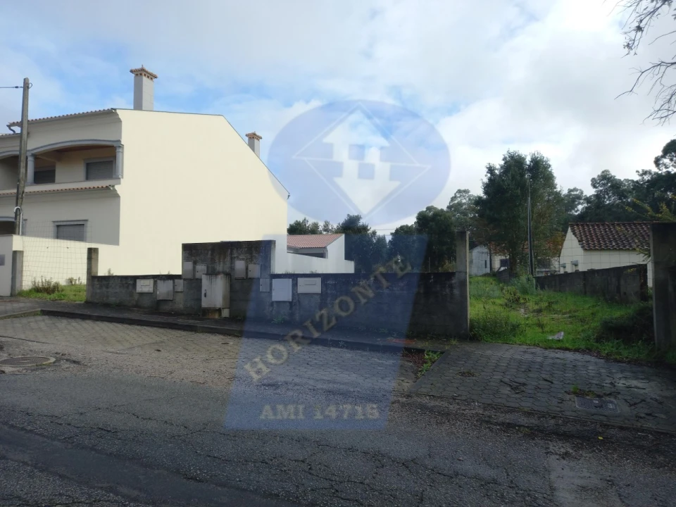 Terreno para Venda em Esgueira Foto 2