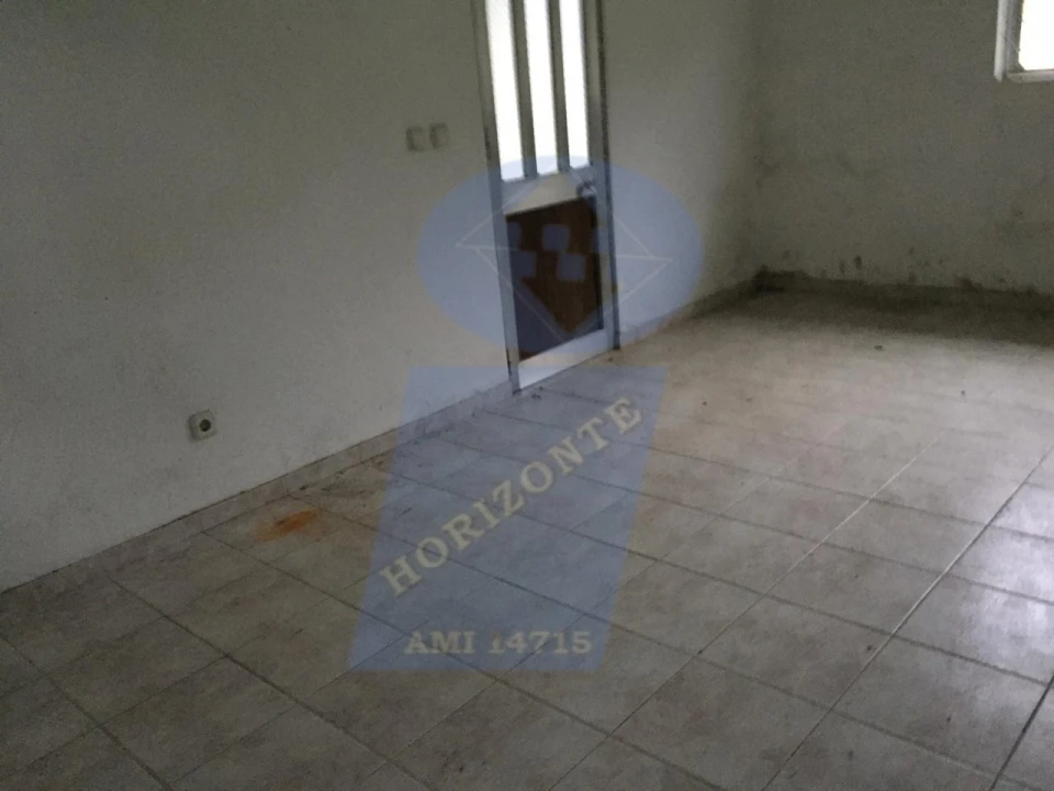 Armazém para Arrendamento em Oliveira do Bairro Foto 8