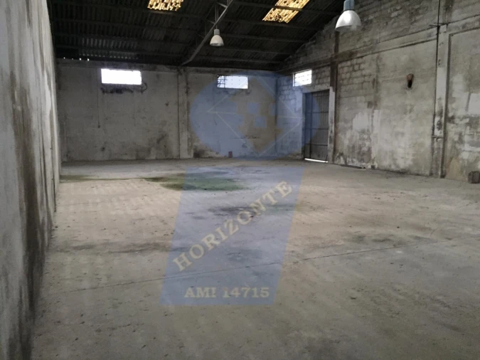 Armazém para Arrendamento em Oliveira do Bairro Foto 1