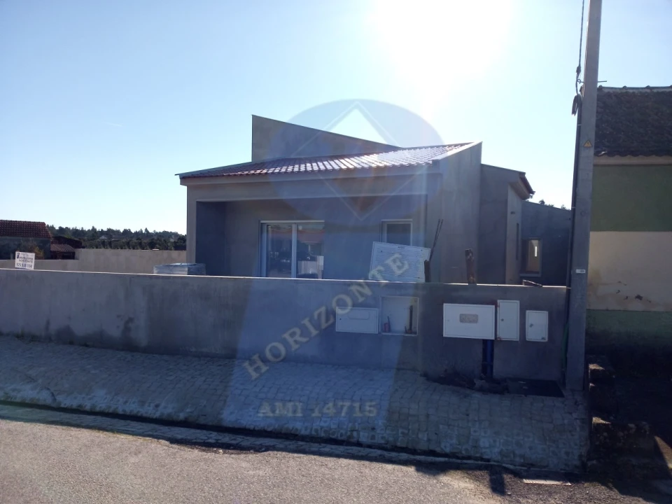 Moradia T3 para Venda em Vilamar e Corticeiro de Cima Foto 11