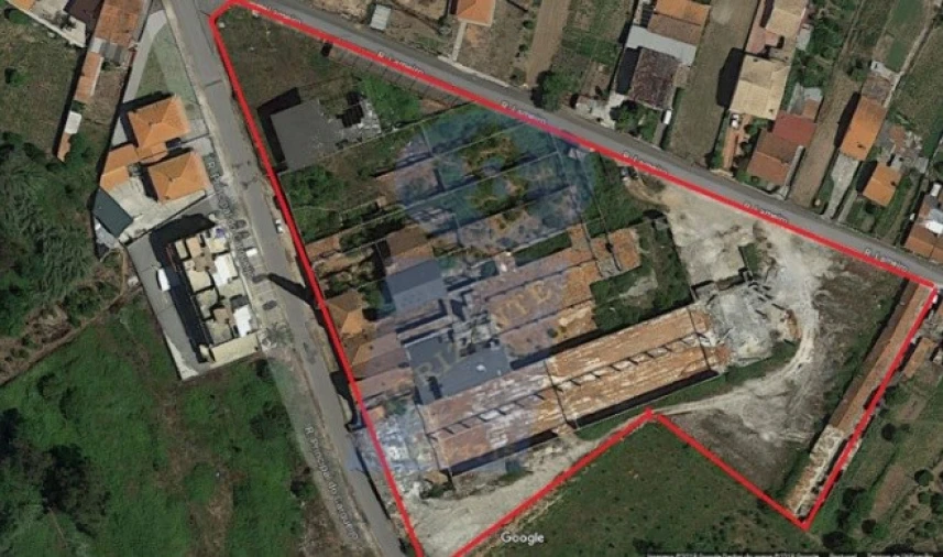 Terreno para Venda em Barrô e Aguada de Baixo