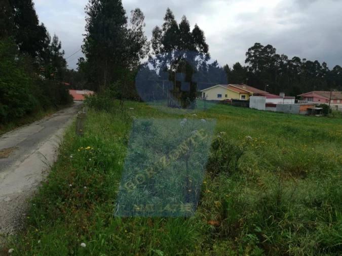 Terreno para Venda em Oiã