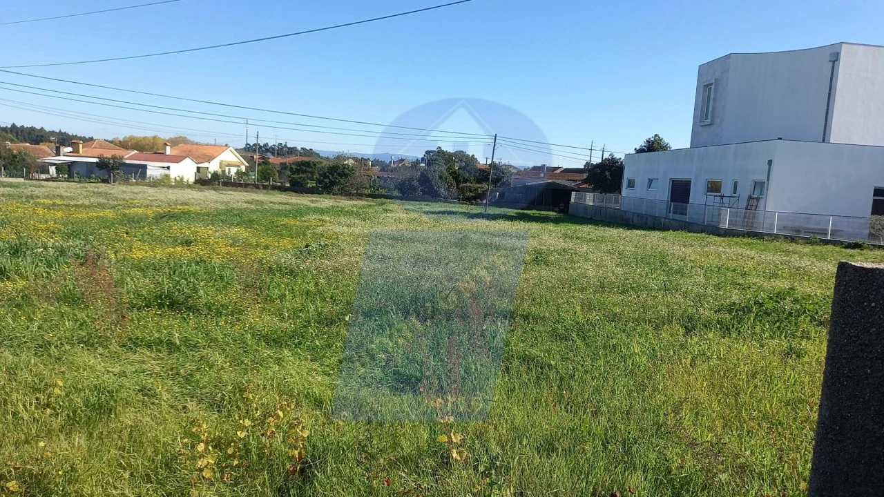 Terreno para Venda em Oiã Foto 7
