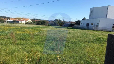 Terreno para Venda em Oiã