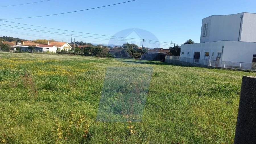 Terreno para Venda em Oiã