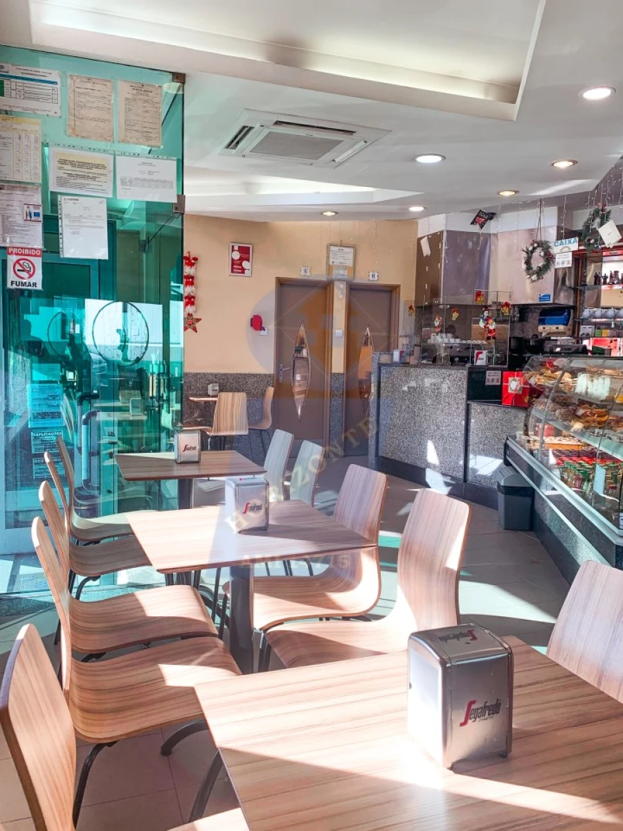 Negócio para Venda em Rio Tinto Foto 13