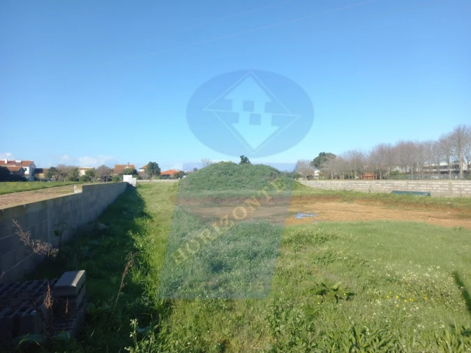 Terreno para Venda em Ouca Foto 2