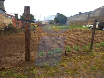 Terreno para Venda em Oiã