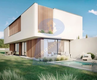 Moradia T4 para Venda em Glória e Vera Cruz