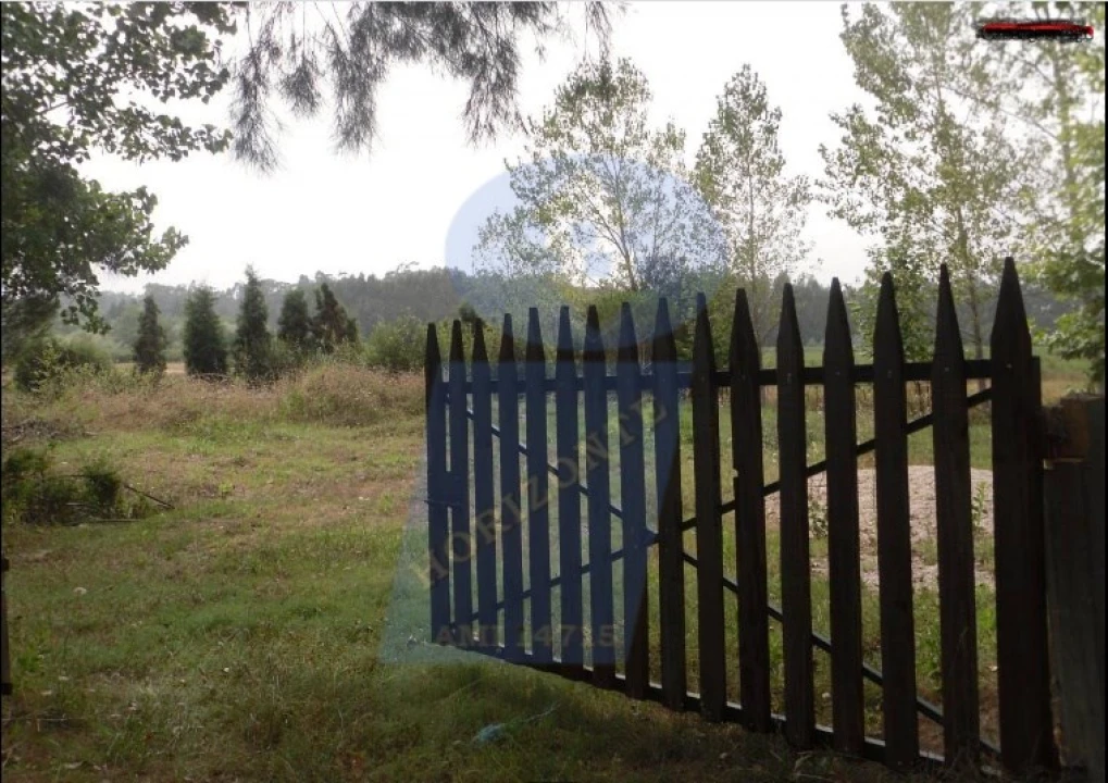 Terreno para Venda em Ouca Foto 1