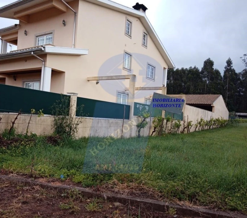 Terreno para Venda em Fermentelos Foto 3