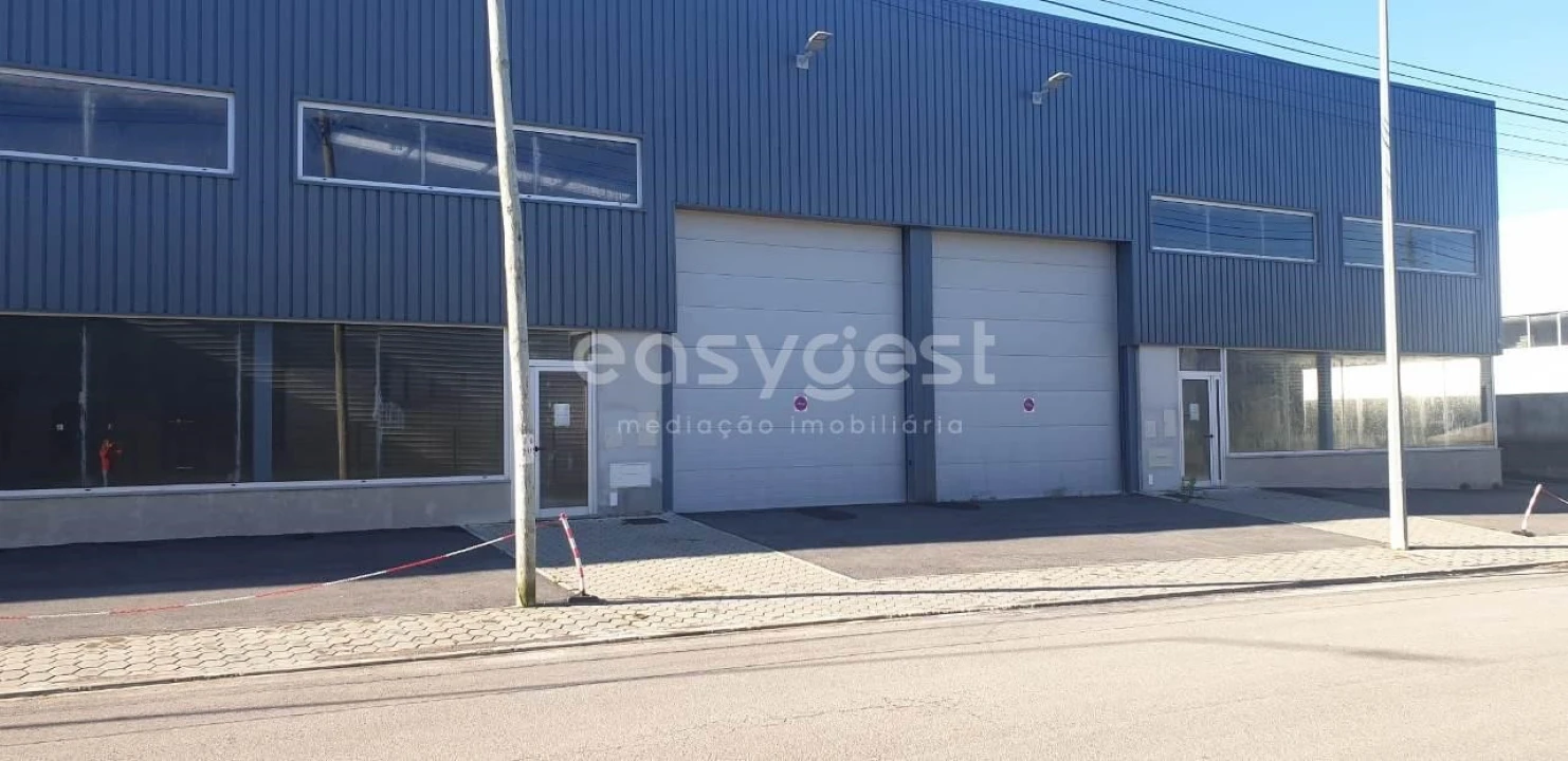 Armazém para Venda em Palhaça Foto 2