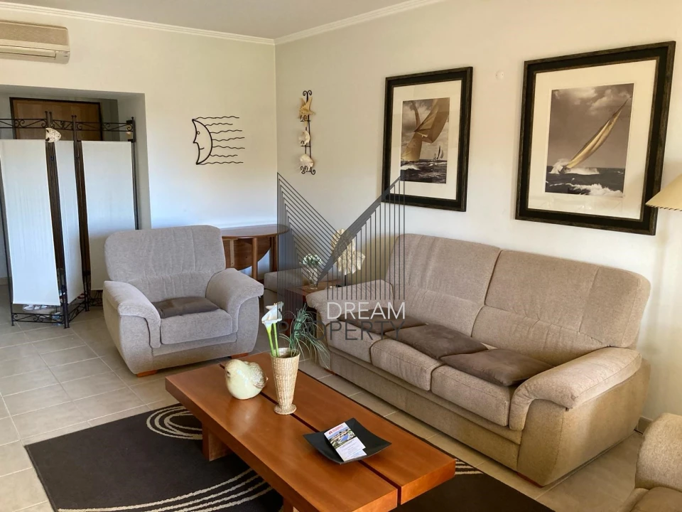 Apartamento T2 para Arrendamento em Quarteira Foto 26