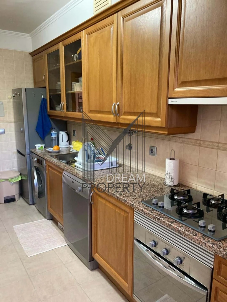 Apartamento T2 para Arrendamento em Quarteira Foto 24