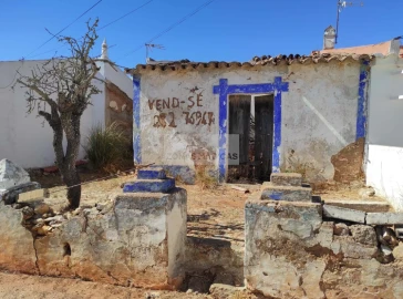 Terreno para Venda em Lagos (São Sebastião e Santa Maria)