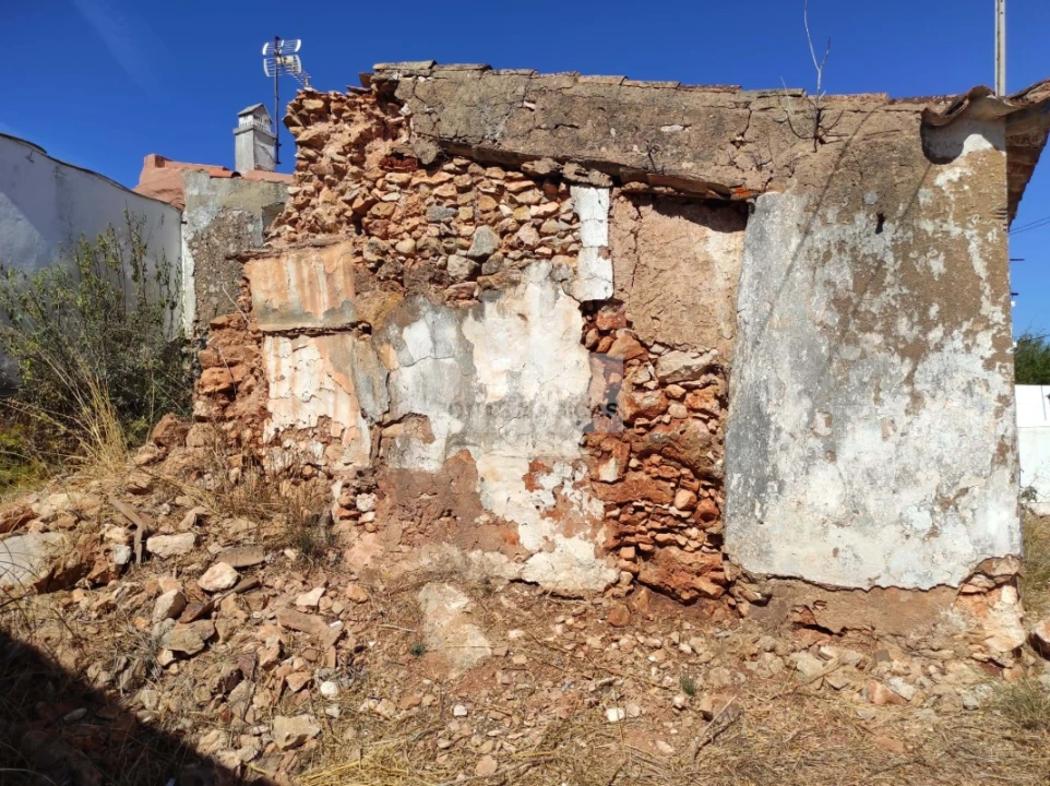 Terreno para Venda em Lagos (São Sebastião e Santa Maria) Foto 5