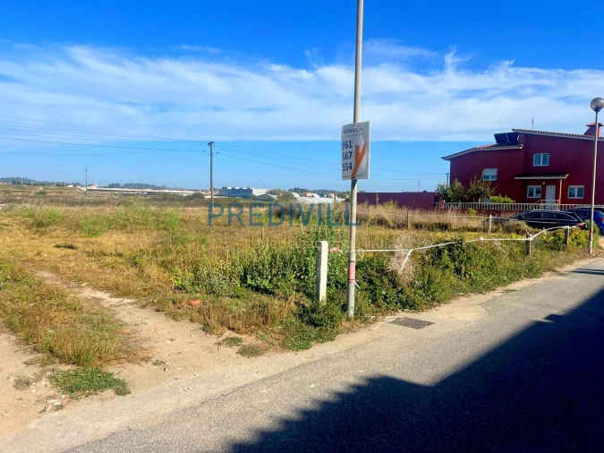 Terreno para Venda em Aver-O-Mar, Amorim e Terroso Foto 1