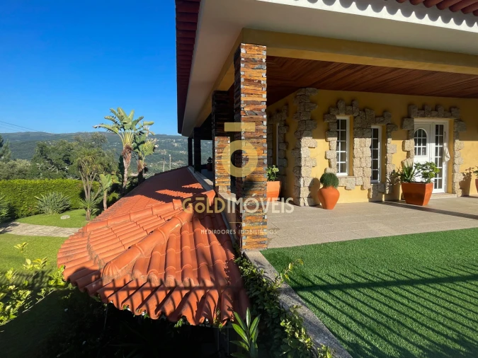 Moradia T4 para Venda em Sobrado e Bairros Foto 7