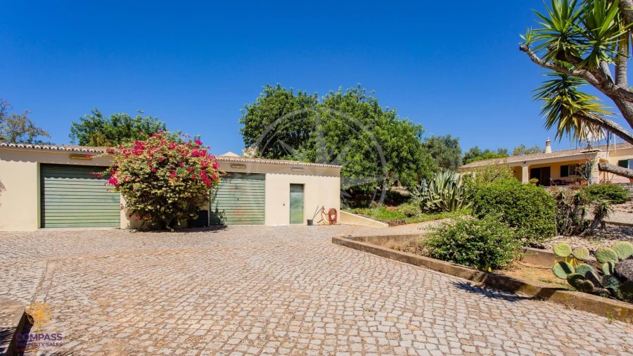 Moradia T6 para Venda em Conceição e Cabanas de Tavira Foto 11