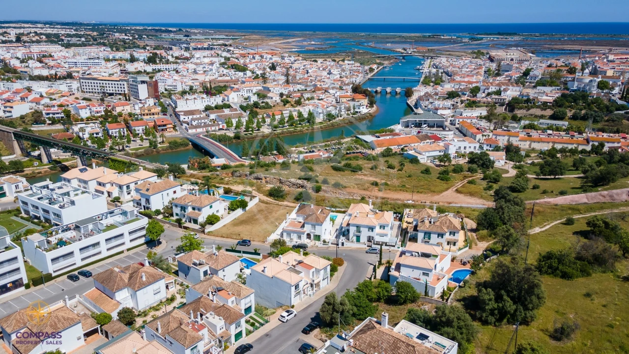 Moradia T4 para Venda em Tavira (Santa Maria e Santiago) Foto 15
