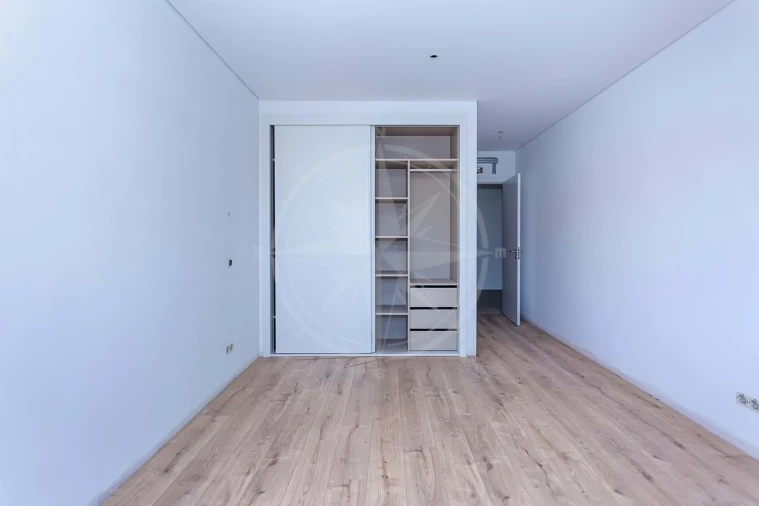 Apartamento T4 para Venda em Tavira (Santa Maria e Santiago) Foto 11