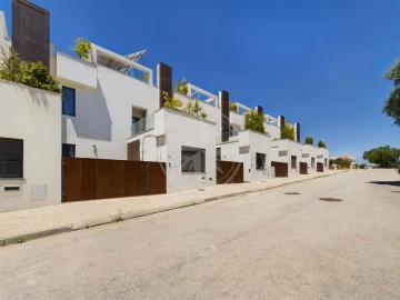 Moradia T3 para Venda em Olhão