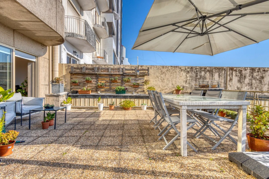 Apartamento T1 para Venda em Santa Marinha e São Pedro da Afurada Foto 28