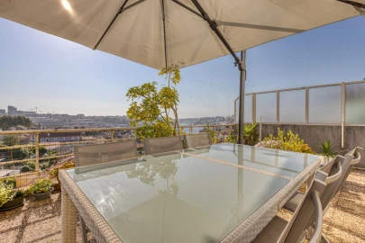 Apartamento T1 para Venda em Santa Marinha e São Pedro da Afurada