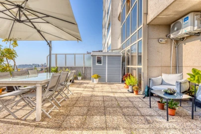 Apartamento T1 para Venda em Santa Marinha e São Pedro da Afurada