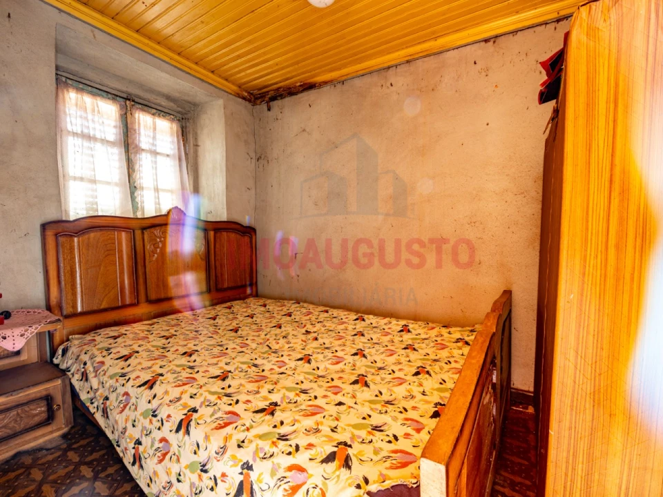 Moradia T3 para Venda em Lamegal Foto 10