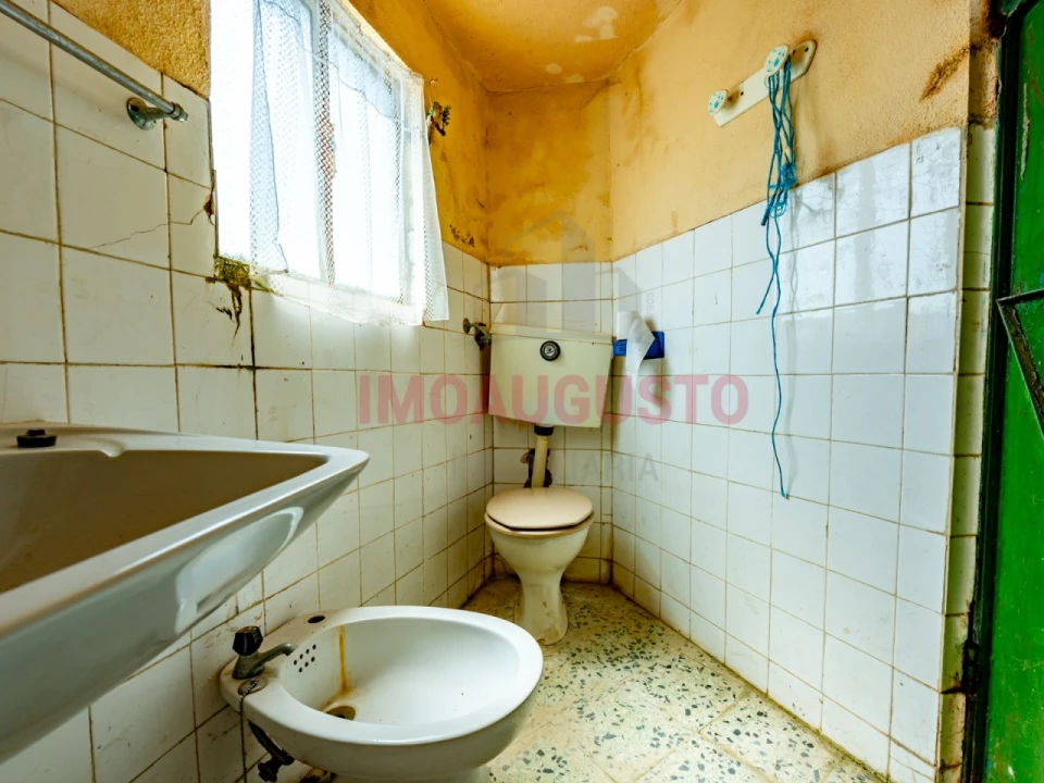 Moradia T3 para Venda em Lamegal Foto 15