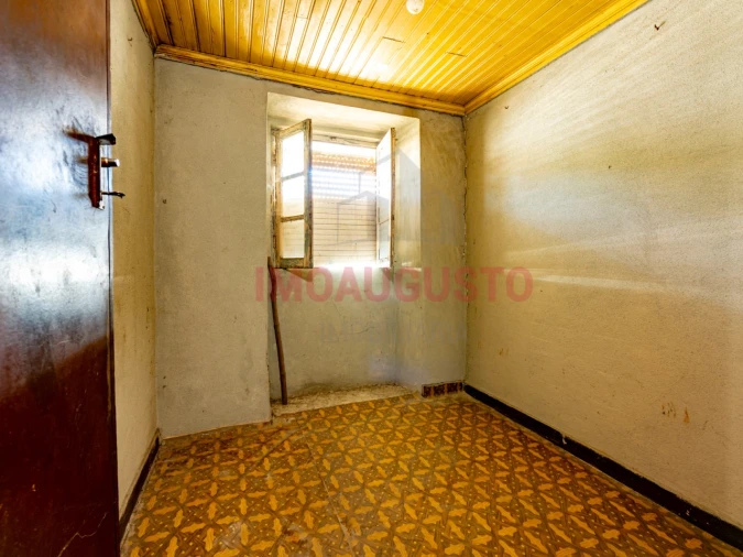 Moradia T3 para Venda em Lamegal Foto 7