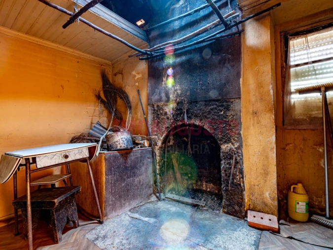 Moradia T3 para Venda em Lamegal Foto 12