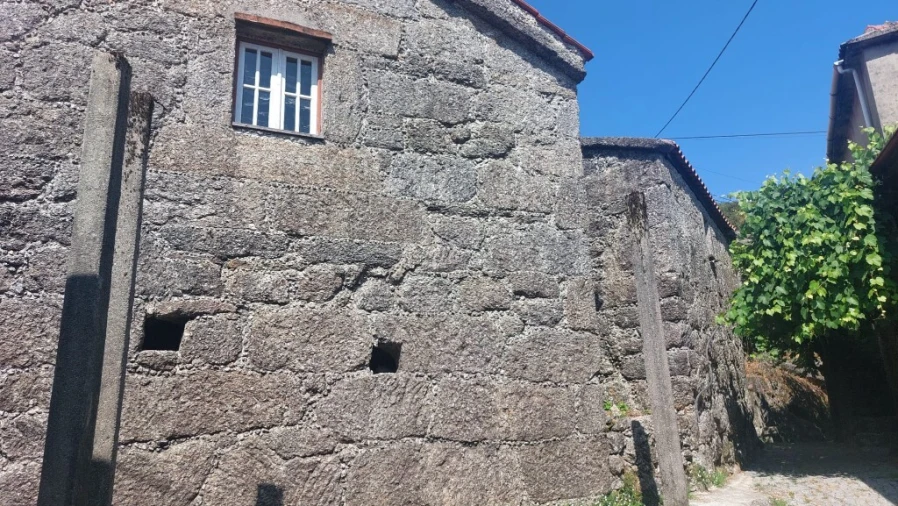 Moradia para Venda em Chorense e Monte Foto 14
