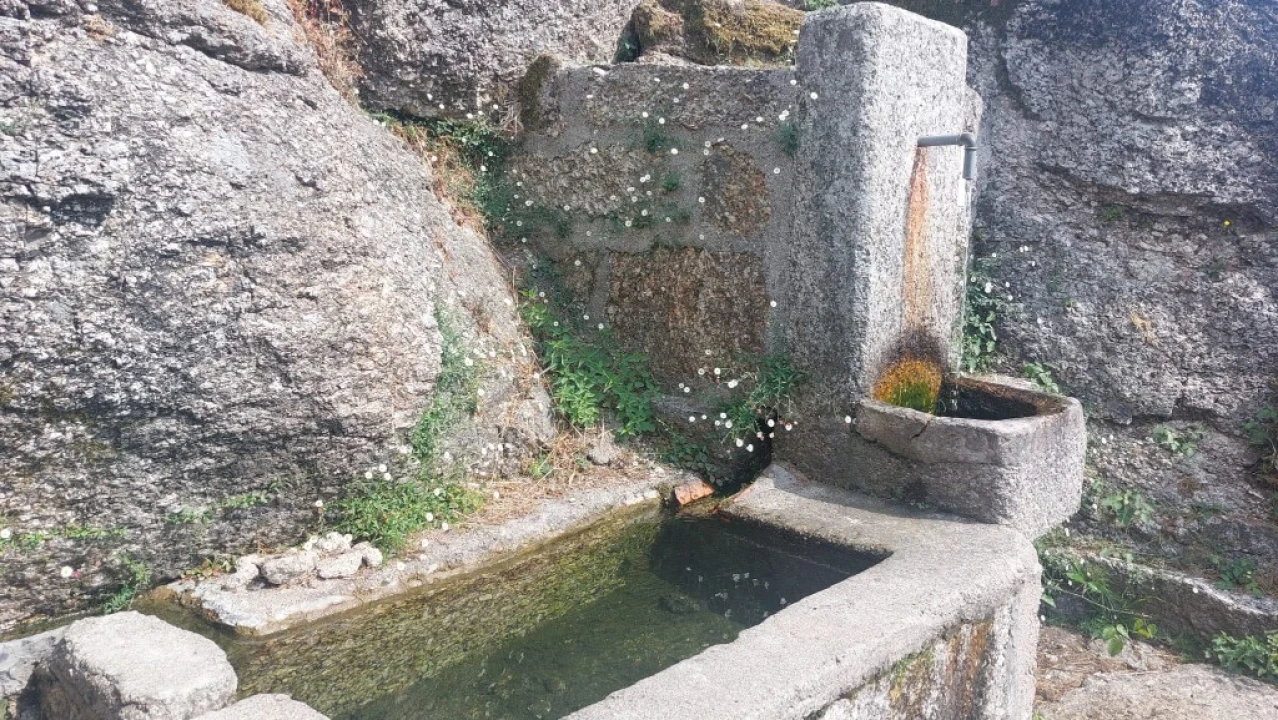 Moradia para Venda em Chorense e Monte Foto 12