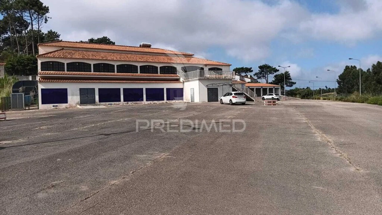 Loja para Venda em Ericeira Foto 1