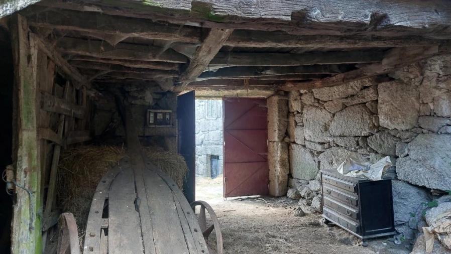 Moradia para Venda em Chorense e Monte Foto 4